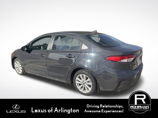 Used 2026 Toyota Corolla LE w/ LE Premium Package FWD image 5