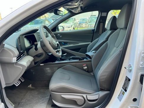 New 2026 Hyundai Elantra Sport FWD image 15