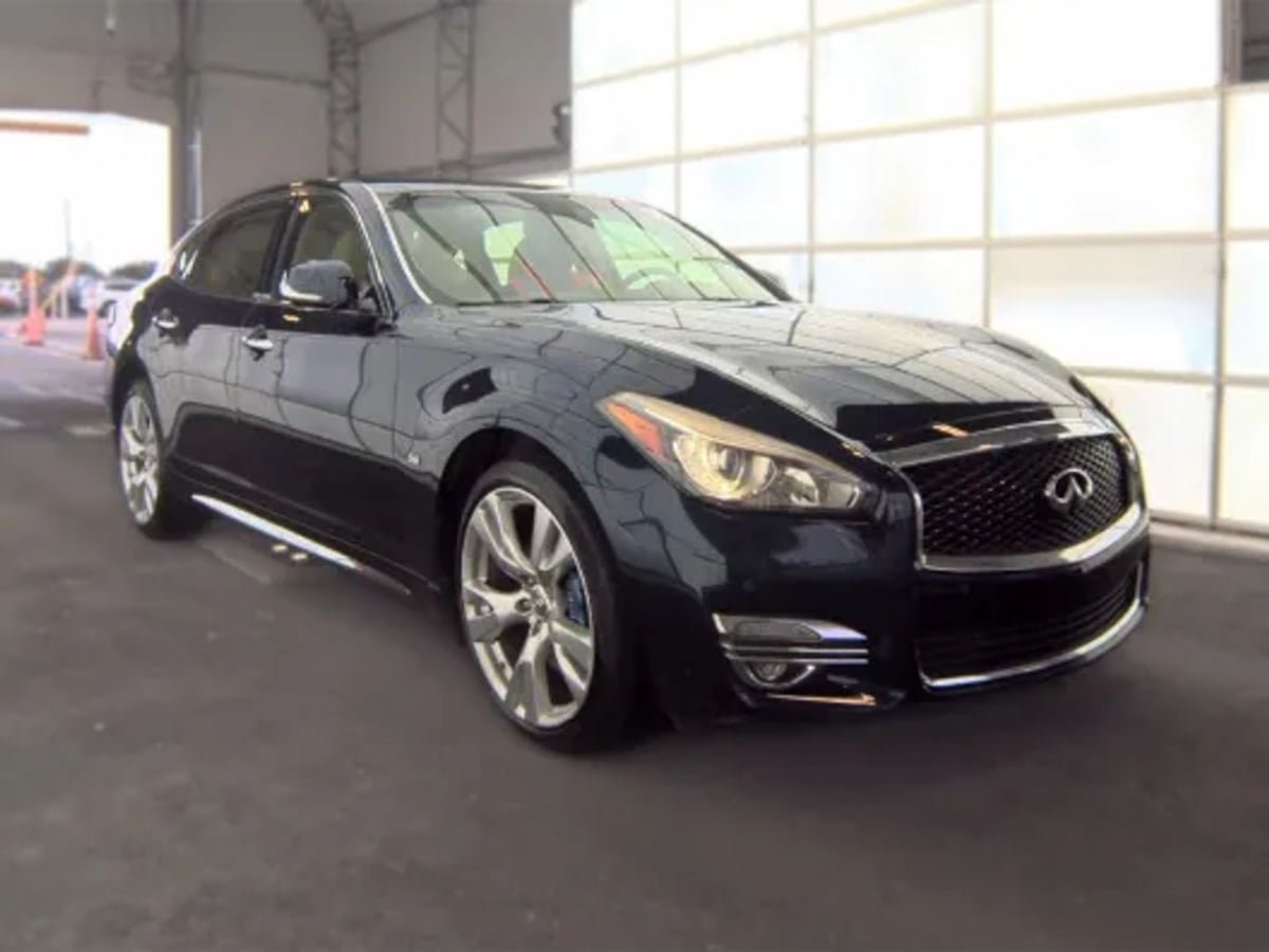 Used 2016 INFINITI Q70 L 5.6 AWD/4WD image 3