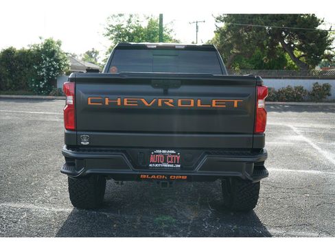 Used 2021 Chevrolet Silverado 1500 RST w/ Convenience Package II AWD/4WD image 6
