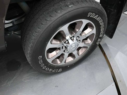 Used 2020 RAM 2500 Limited AWD/4WD image 17