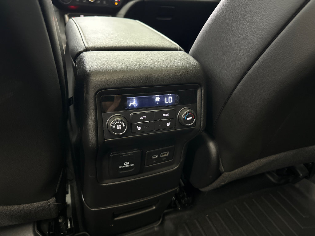 Used 2023 GMC Acadia Denali w/ Denali Technology Package FWD image 25
