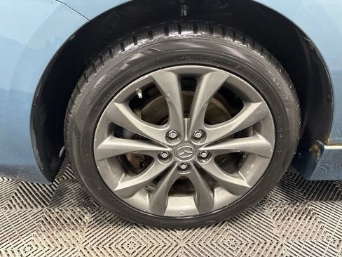 Used 2011 MAZDA MAZDA3 s Sport FWD image 10