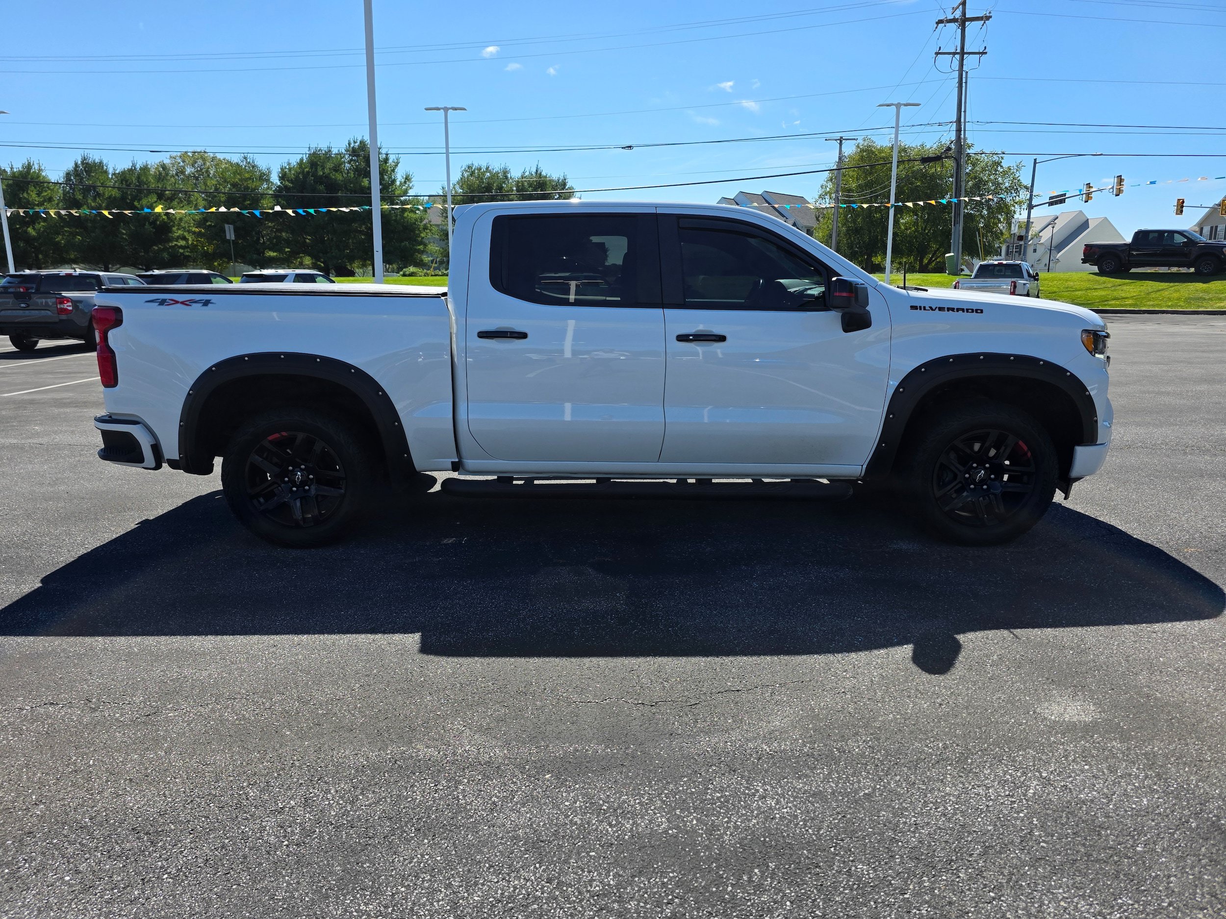 Used 2022 Chevrolet Silverado 1500 RST w/ Redline Edition AWD/4WD image 6