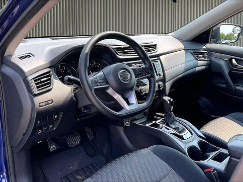 Used 2018 Nissan Rogue S AWD/4WD image 14