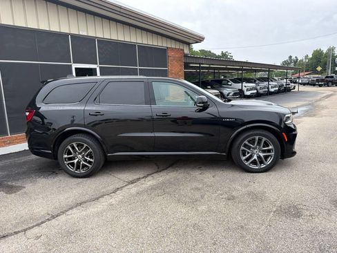Used 2022 Dodge Durango R/T w/ Tow 'N Go Package AWD/4WD image 4