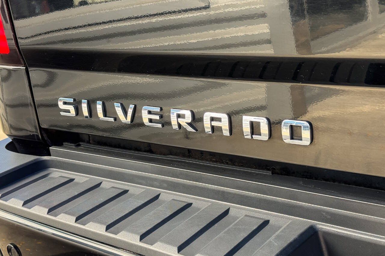 Used 2019 Chevrolet Silverado 2500 LTZ w/ Duramax Plus Package AWD/4WD image 22
