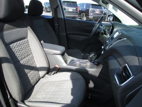 Used 2024 Chevrolet Equinox LT image 21