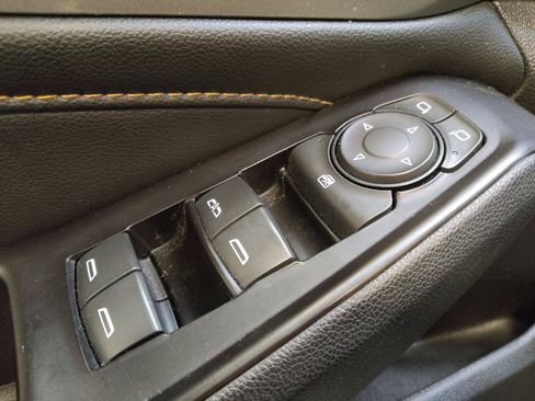 Used 2019 Chevrolet Traverse LT w/ LPO, Floor Liner Package AWD/4WD image 27