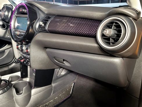 Used 2015 MINI Cooper S image 34