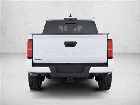 Certified 2025 Toyota Tacoma SR5 AWD/4WD image 6