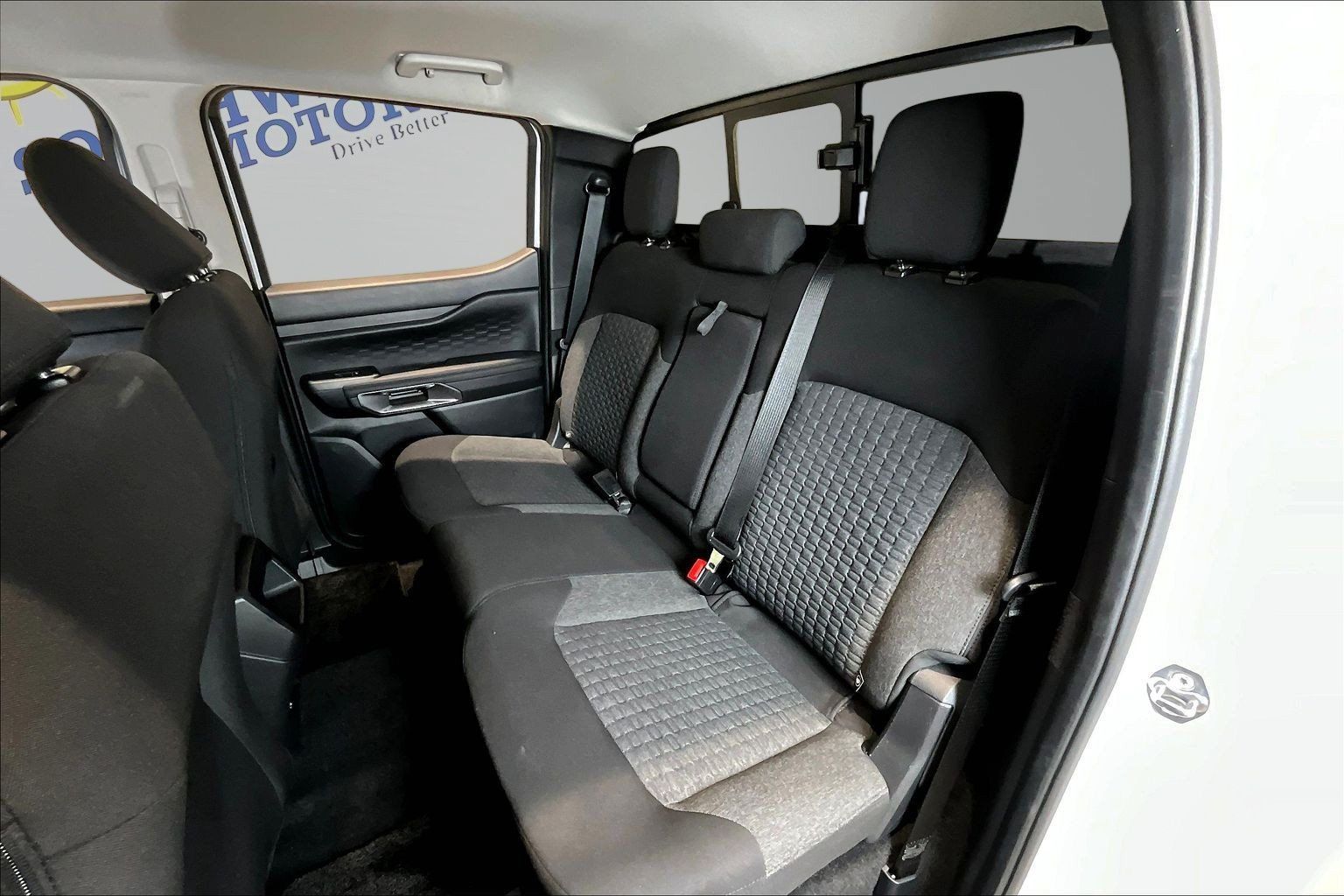 Used 2025 Ford Ranger XLT w/ Black Appearance Package AWD/4WD image 23