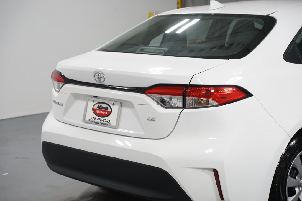 Certified 2024 Toyota Corolla LE FWD image 9