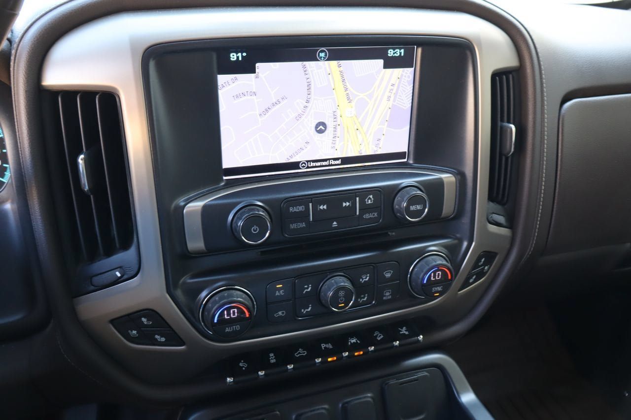 Used 2018 GMC Sierra 1500 Denali w/ Denali Ultimate Package AWD/4WD image 7