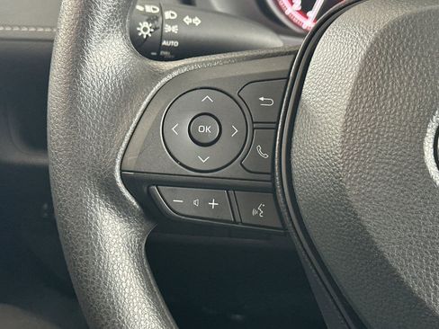 New 2025 Toyota RAV4 XLE image 27