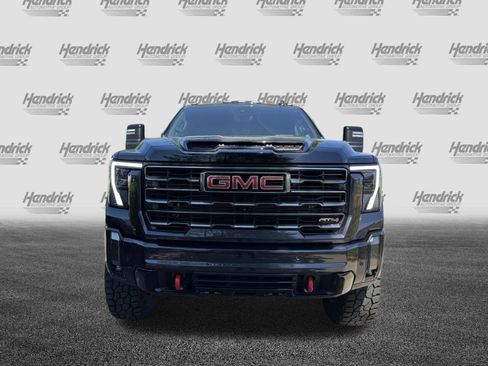 Used 2024 GMC Sierra 3500 AT4 w/ AT4 Premium Plus Package AWD/4WD image 3