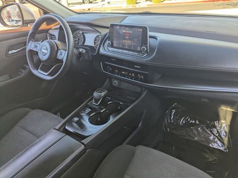Certified 2023 Nissan Rogue SV image 13