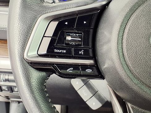 Used 2019 Subaru Outback 3.6R Touring image 19