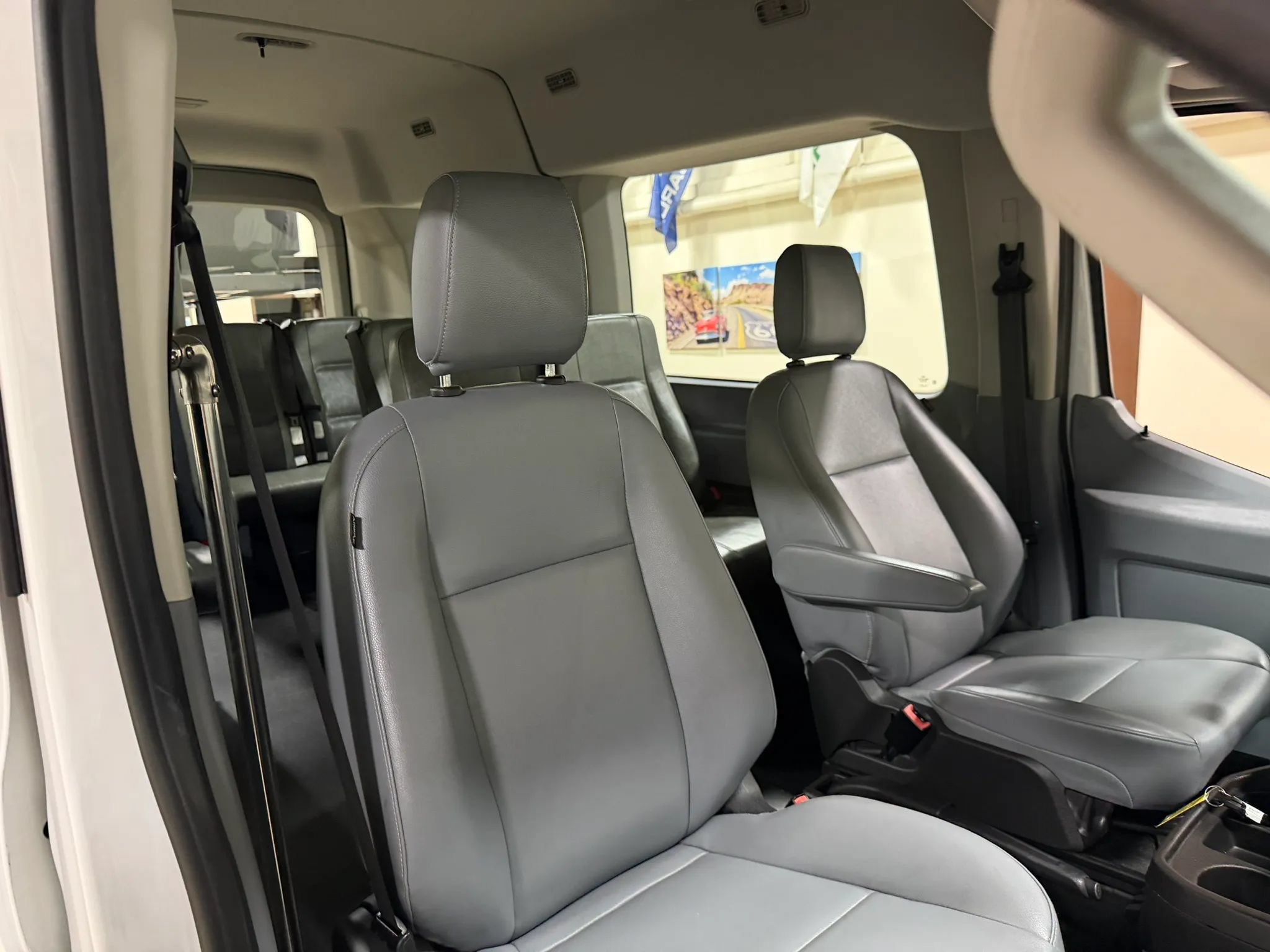 Used 2015 Ford Transit 150 XL RWD image 38
