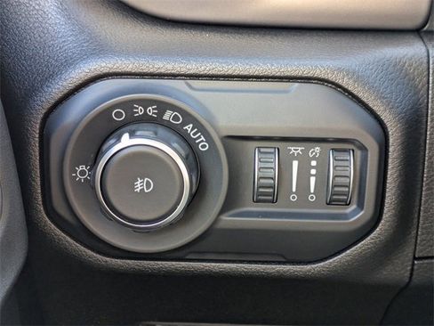 Used 2020 Jeep Wrangler Unlimited Sport S image 26