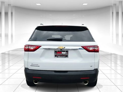 Used 2020 Chevrolet Traverse LT FWD image 4