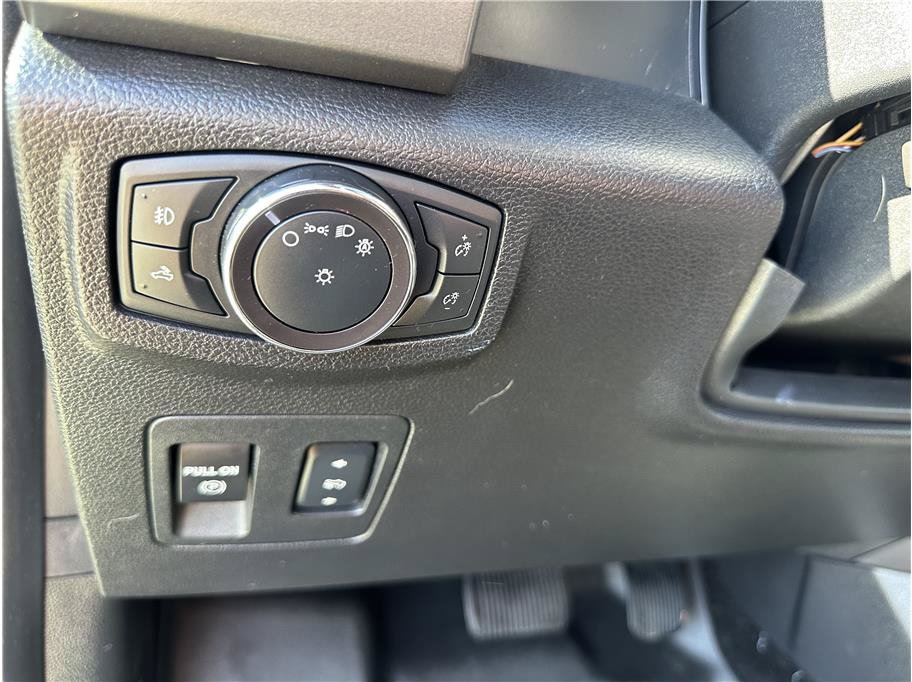 Used 2018 Ford F150 XLT w/ Equipment Group 302A Luxury AWD/4WD image 24