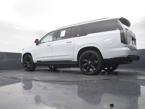 Certified 2026 Cadillac Escalade ESV Sport w/ Touring Package AWD/4WD image 56