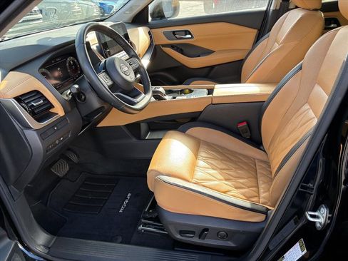 Certified 2023 Nissan Rogue Platinum image 19