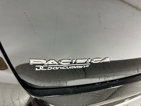 New 2026 Chrysler Pacifica Select AWD/4WD image 26