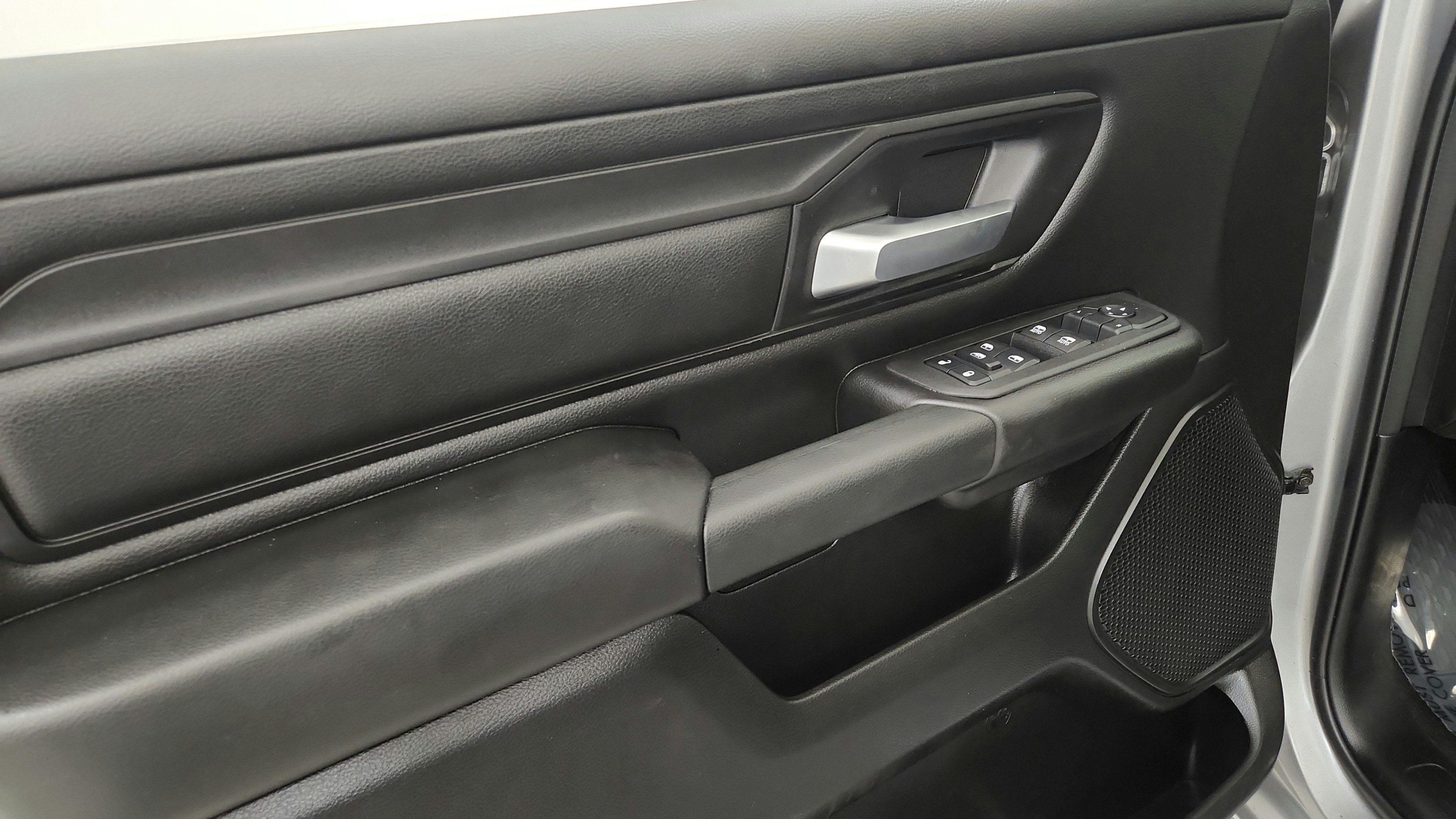 Used 2025 RAM 1500 Tradesman AWD/4WD image 19