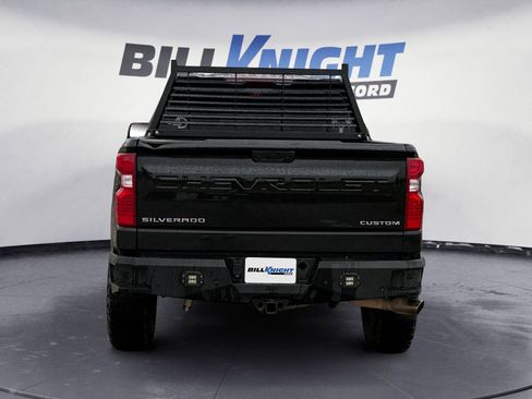Used 2023 Chevrolet Silverado 1500 Custom Trail Boss image 4