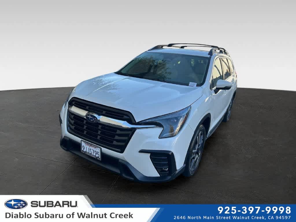 Used 2023 Subaru Ascent Limited AWD/4WD image 1