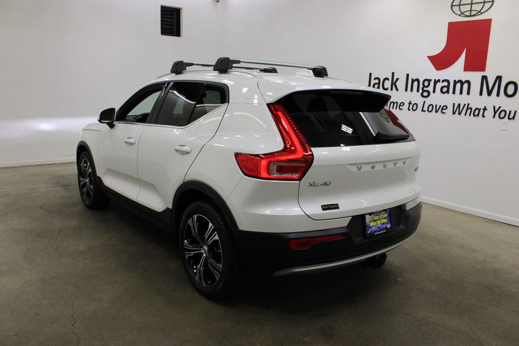 Used 2022 Volvo XC40 T5 Inscription w/ Advanced Package AWD/4WD image 3