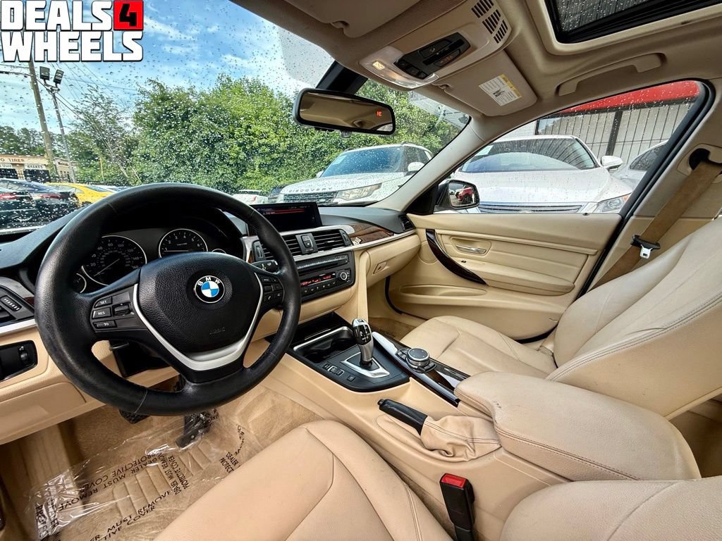 Used 2015 BMW 335i xDrive Sedan AWD/4WD image 16