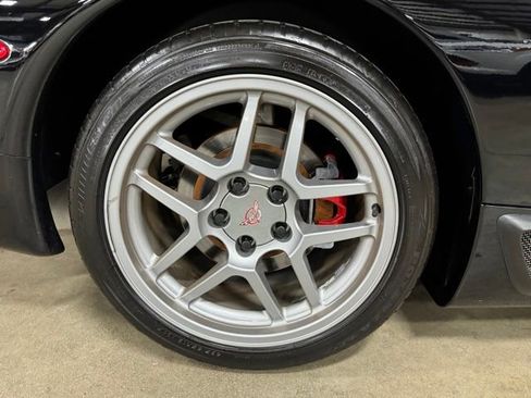 Used 2004 Chevrolet Corvette Z06 w/ Memory Package RWD image 35