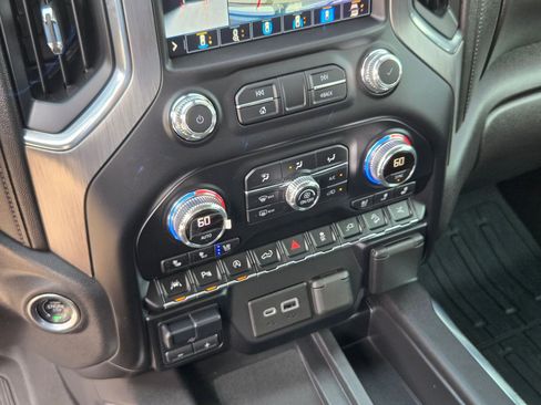 Certified 2020 GMC Sierra 1500 Denali w/ Denali Ultimate Package image 20