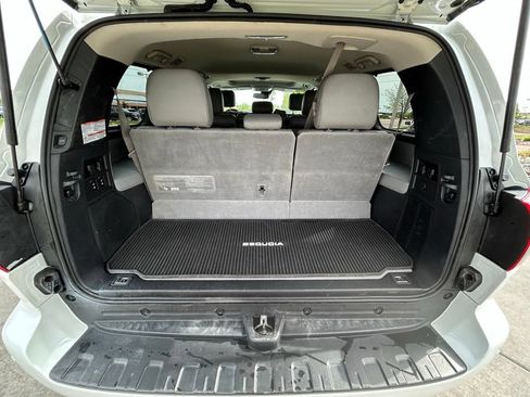 Used 2022 Toyota Sequoia Limited AWD/4WD image 26