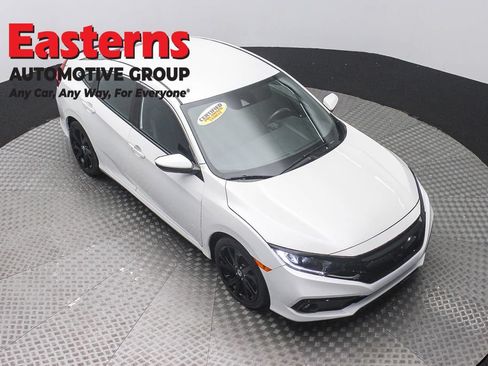 Used 2021 Honda Civic Sport image 3