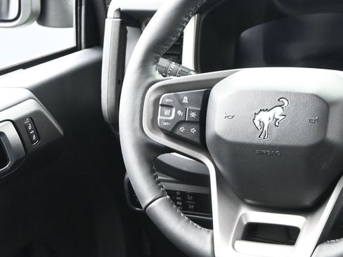 New 2025 Ford Bronco Outer Banks image 32