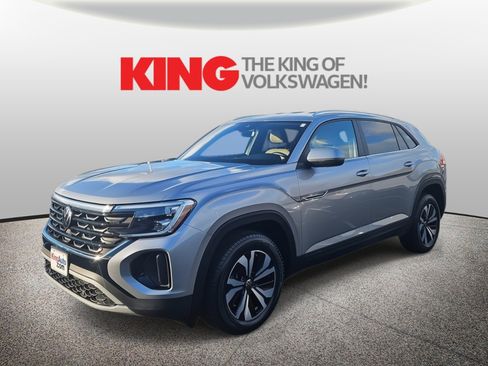 Certified 2024 Volkswagen Atlas Cross Sport SE image 8