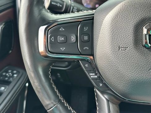 Used 2025 RAM 1500 Limited AWD/4WD image 47