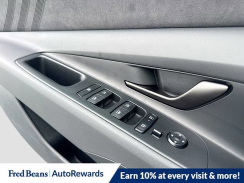 New 2025 Hyundai Elantra N image 19