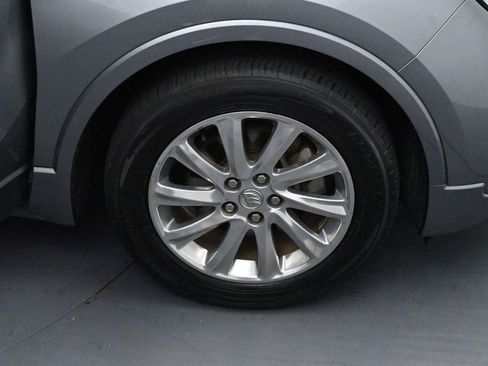 Used 2019 Buick Envision Essence FWD image 30