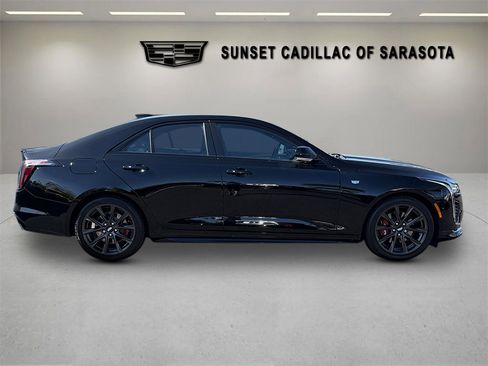 Used 2020 Cadillac CT4 Sport image 2