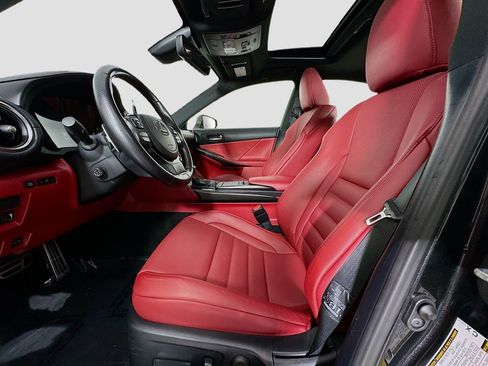 Used 2022 Lexus IS 350 F Sport image 5
