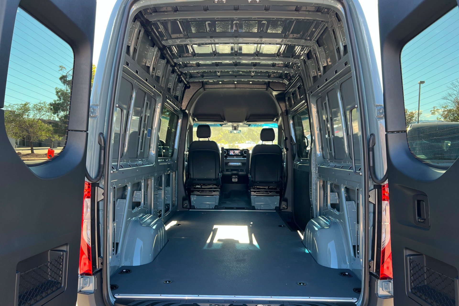 New 2026 Mercedes-Benz Sprinter 2500 image 18
