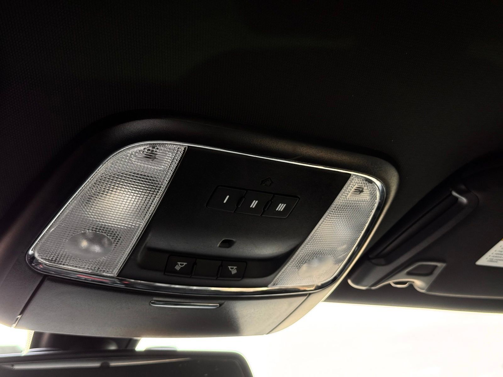Used 2016 Chrysler 300 S RWD image 39