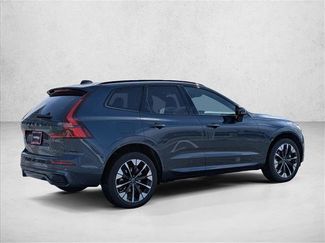 New 2026 Volvo XC60 B5 Plus w/ Protection Package Premier video 2