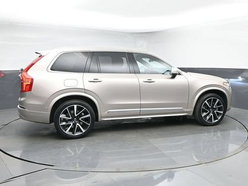 Used 2024 Volvo XC90 B6 Ultimate w/ Protection Package Premier AWD/4WD image 9