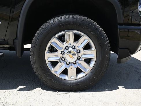 New 2026 Chevrolet Silverado 2500 High Country w/ Technology Package AWD/4WD image 10